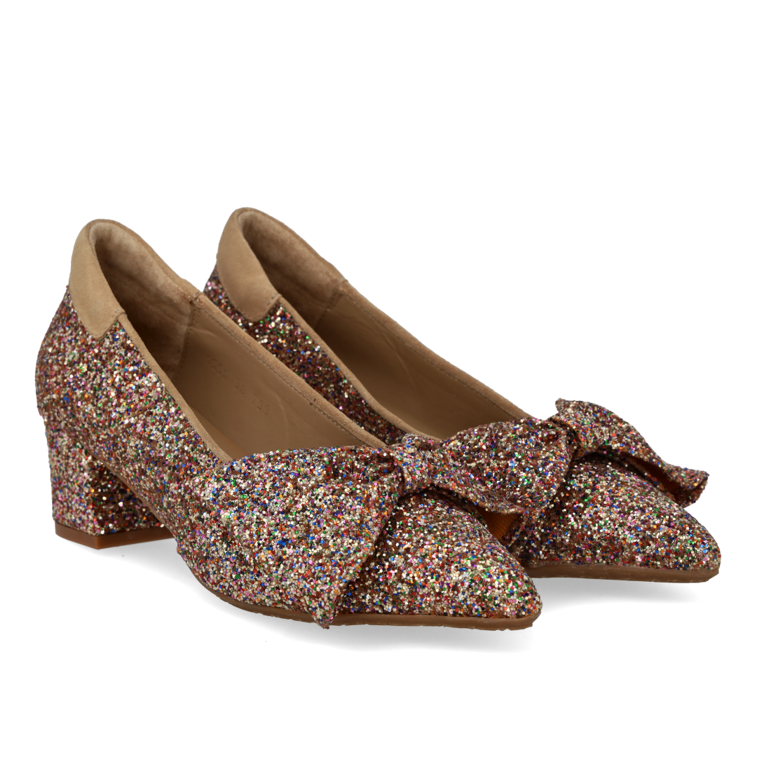 Pumps mit Schleife in funkelndem Glitzer