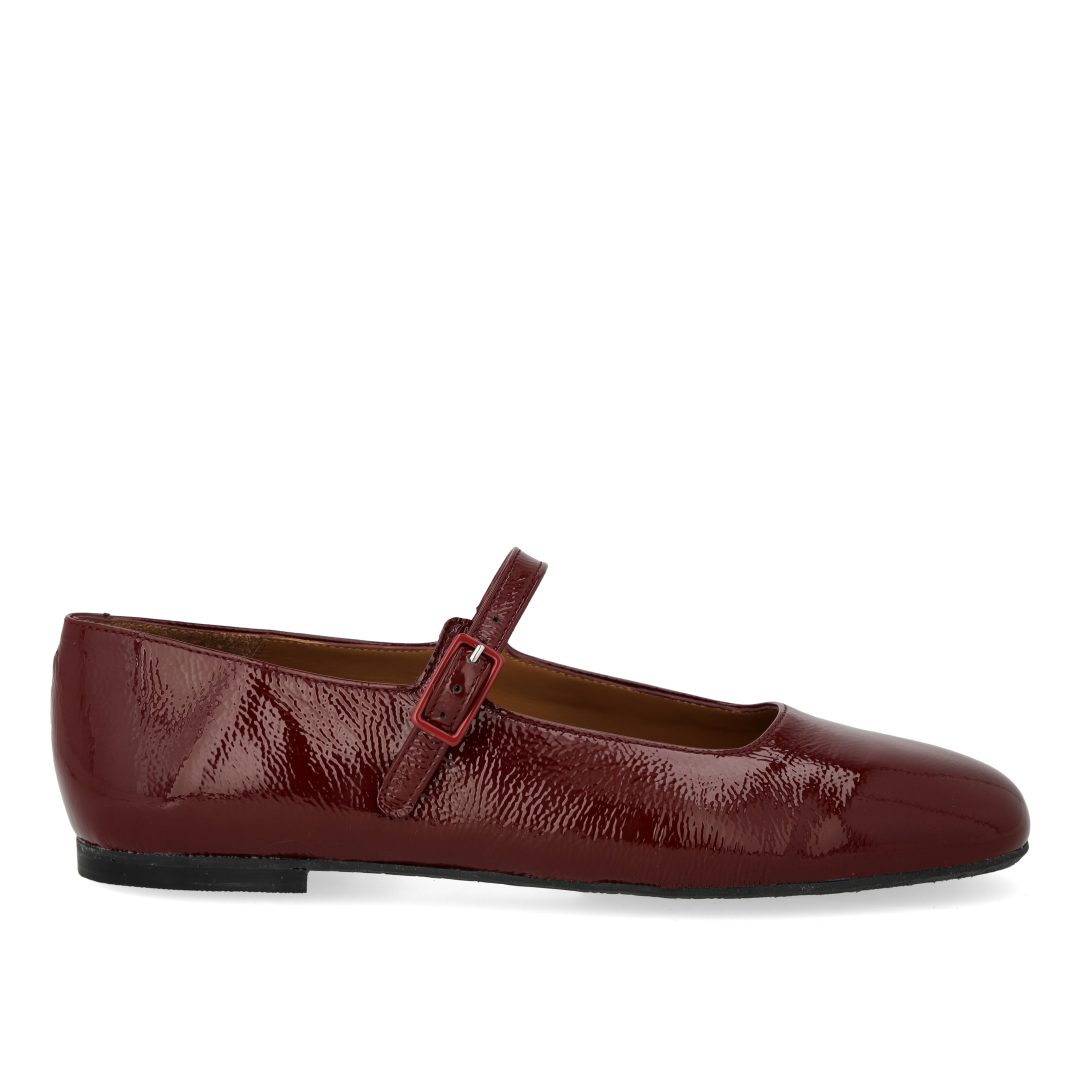 Mary Jane Ballerina mit moderater quadratischer Schuhspitze