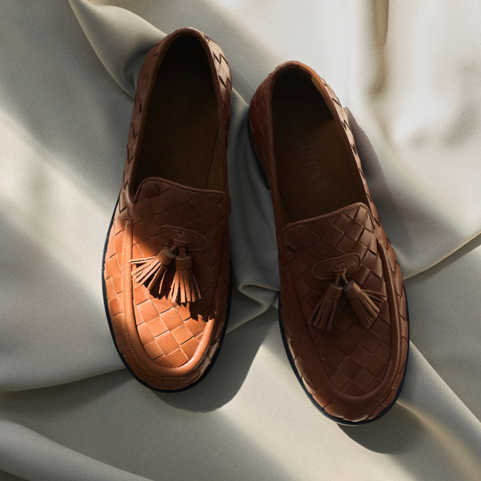 Geflochtener Loafer mit Quasten