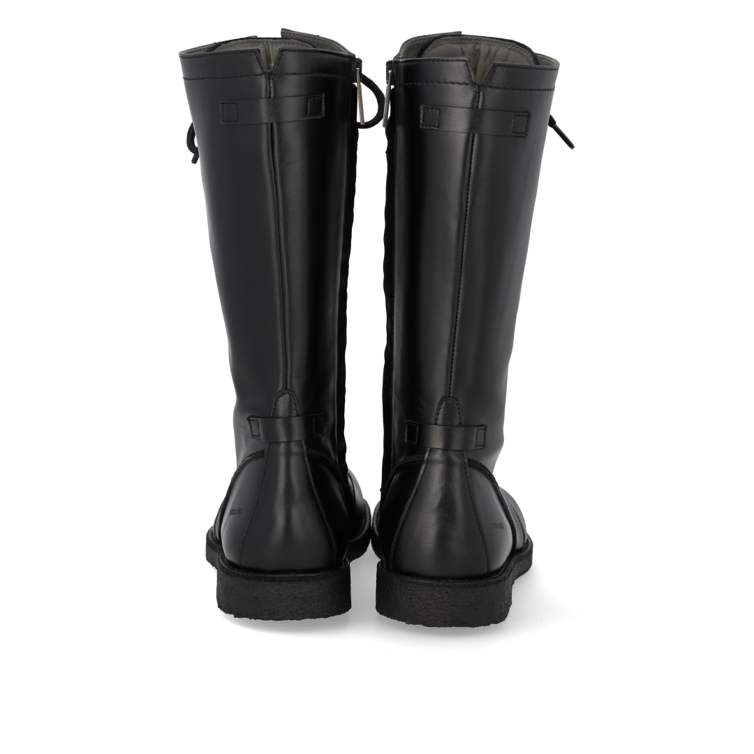 Schnürstiefel mit hohem Schaft