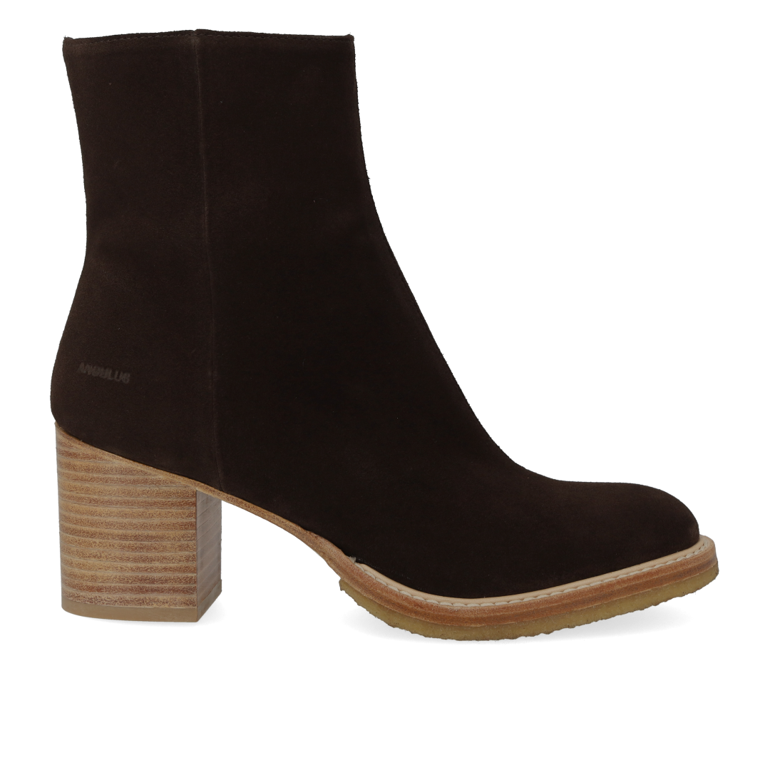 Stiefelette mit Blockabsatz und Reißverschluss