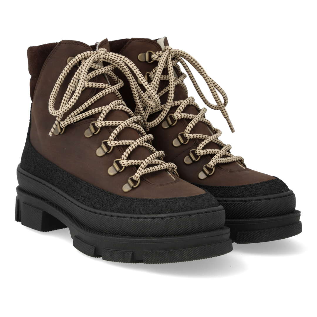 Schnürstiefel mit Wollfutter
