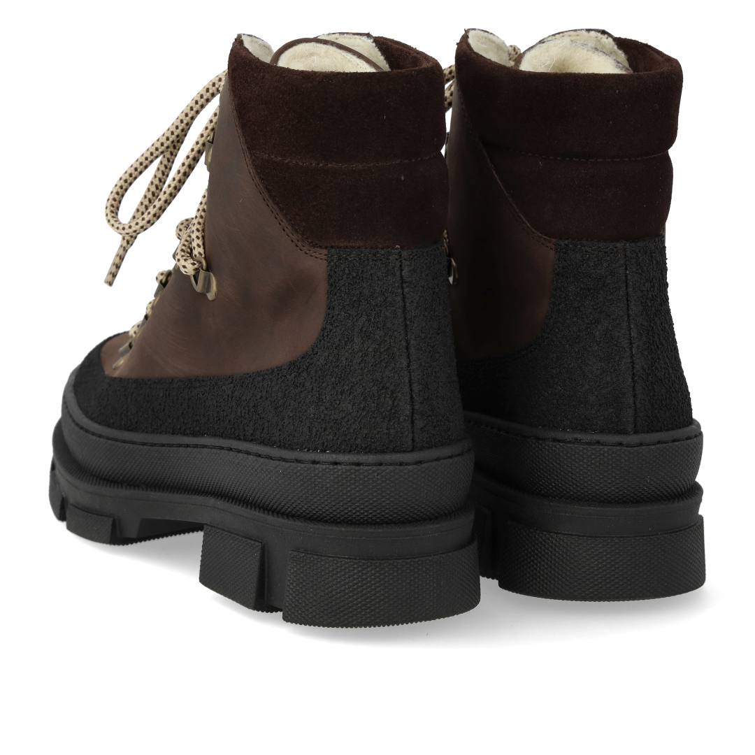 Schnürstiefel mit Wollfutter